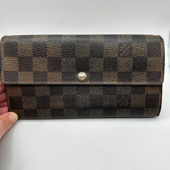 Pre-loved Authentic Louis Vuitton Damier Ebene Sarah Wallet *See Notes* - Picture 2 of 16